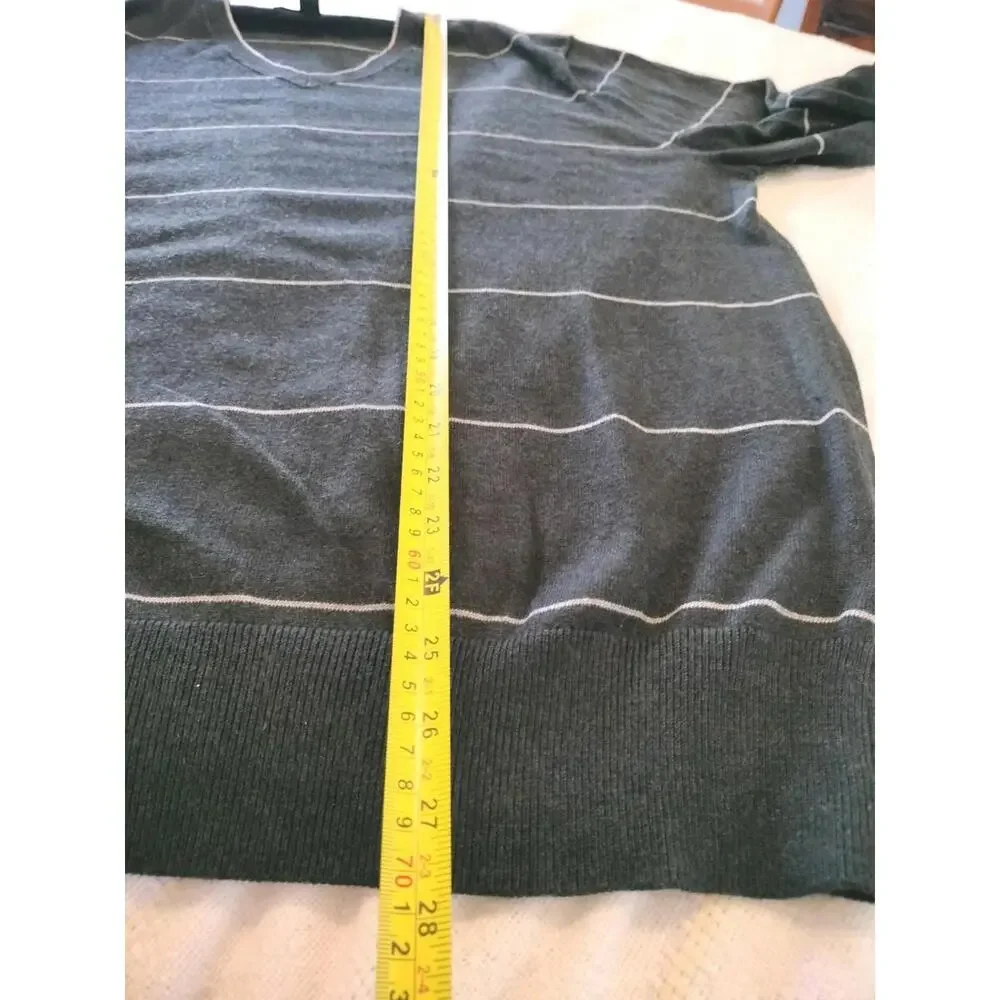 Banana Republic Luxury Blend V Banana Republic Men’s XL Silk Cashmere Blend V Nk